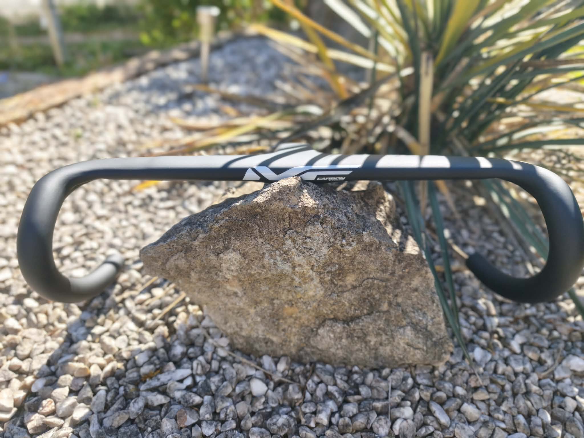 Cintre Route Carbone Intégré AERO MF – Intégration Totale & Performance - MF Carbon Cycles