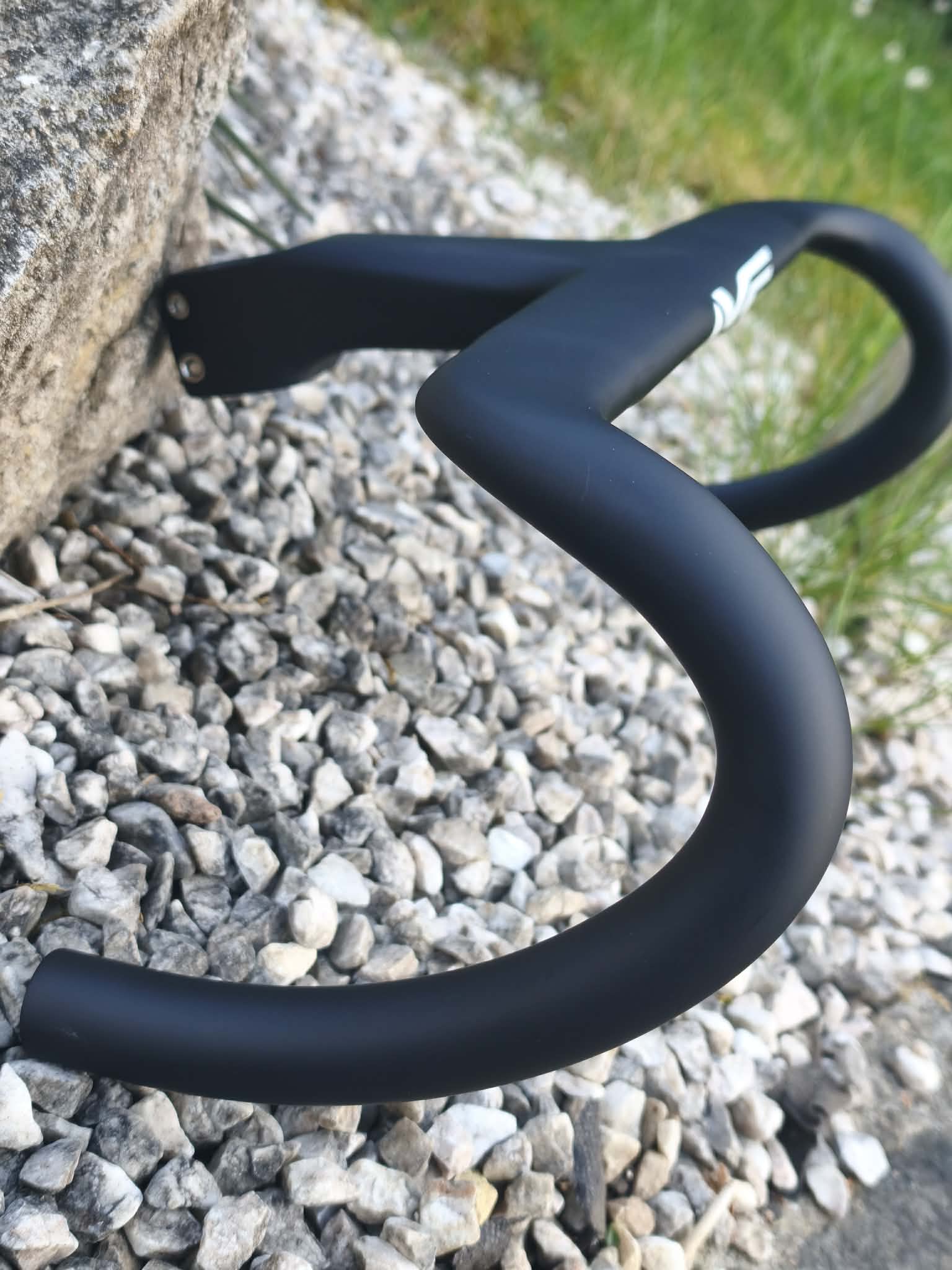 Cintre Route Carbone Intégré AERO MF – Intégration Totale & Performance - 3